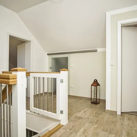 Pfingstrose Haus - Kamin, Terrasse, Garten 트렌트