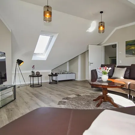 Pfingstrose Haus - Kamin, Terrasse, Garten