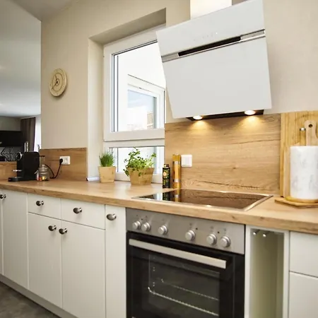 펜션 Pfingstrose Haus - Kamin, Terrasse, Garten 트렌트